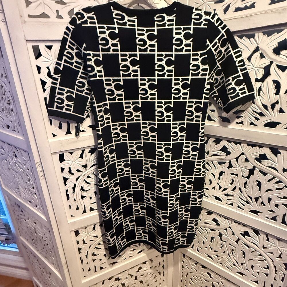 BCBG Black and White Logo Knit Midi Dress NWT Woman size Medium - Picture 4 of 7